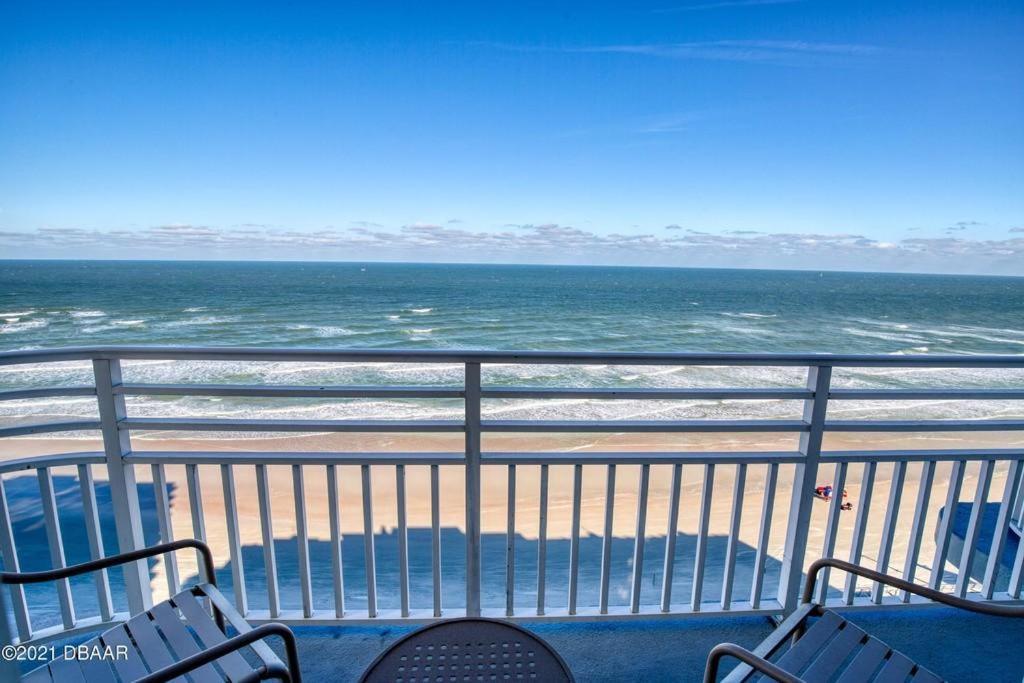 דייטונה ביץ' Beachfront Bliss At Ocean Walk Resort - Unit 1701 מראה חיצוני תמונה